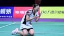 Selebrasi pemain tunggal putri Thailand, Pornpawee Chochuwong setelah mengalahkan wakil Indonesia, Putri Kusuma Wardani pada laga Grup B Kejuaraan Bulu Tangkis beregu campuran Piala Sudirman 2023 di Suzhou Olympic Center, China, Kamis (18/5/2023). Sempat merebut game pertama, Putri KW akhirnya menyerah dalam tiga game, 21-15, 14-21 dan 17-21. (AFP/Wang Zhao)
