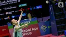 Pebulu tangkis ganda putri Jepang Chiharu Shida saat melawan pebulu tangkis ganda putri Jepang Yuki Fukusima/Sayaka Hirota pada pertandingan final East Ventures Indonesia Open 2022 di Istora Senayan, Jakarta, Minggu (19/6/2022). Nami Matsuyama/Chiharu Shida menjuarai East Ventures Indonesia Open 2022 usai mengalahkan Yuki Fukusima/Sayaka Hirota dengan skor 18-21, 21-14, dan 21-17. (Liputan6.com/Faizal Fanani)