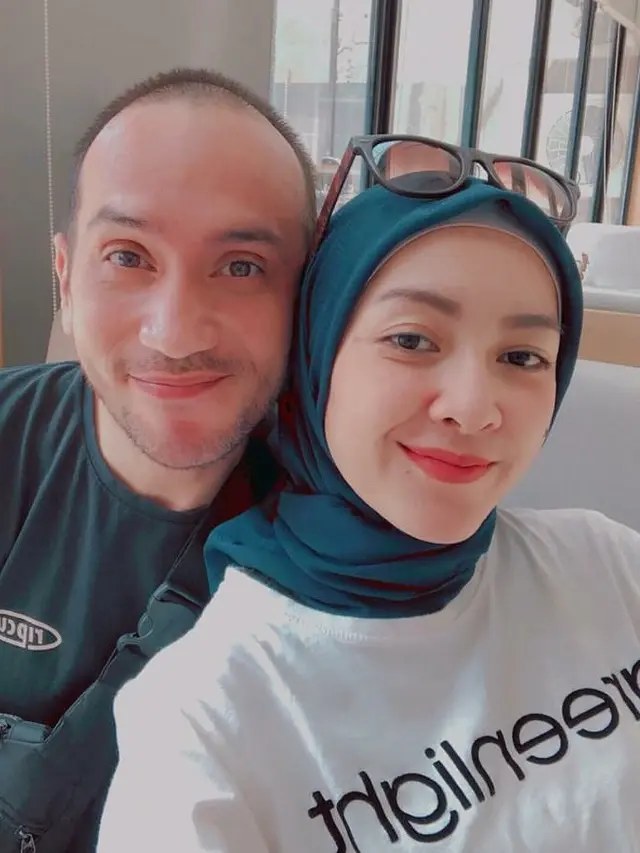 Derita Kanker Hati, Ini 7 Potret Kebersamaan Gary Iskak dan Richa Novisha