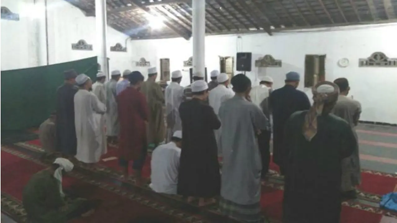 Tarawih 8 Jam di Magetan