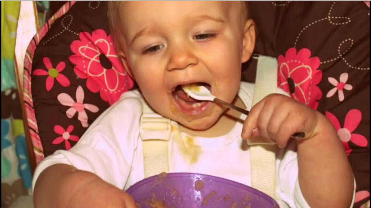 Bolehkah Makan Menggunakan Tangan Kiri?