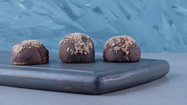 Mochi chocolate isi oreo