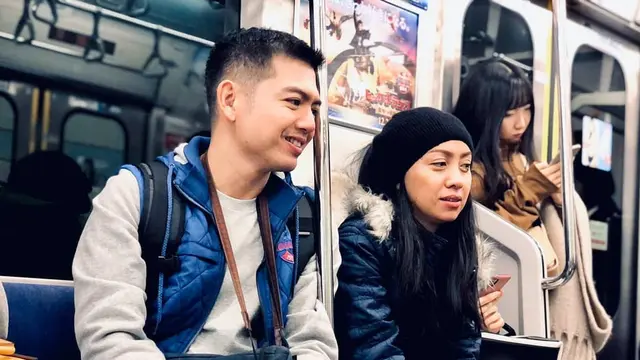 Nicky Tirta dan kembarannya, Lanovia Tirtadjadja. (Foto: Instagram/nickytirta_)