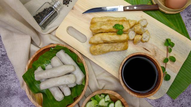 pempek kukus
