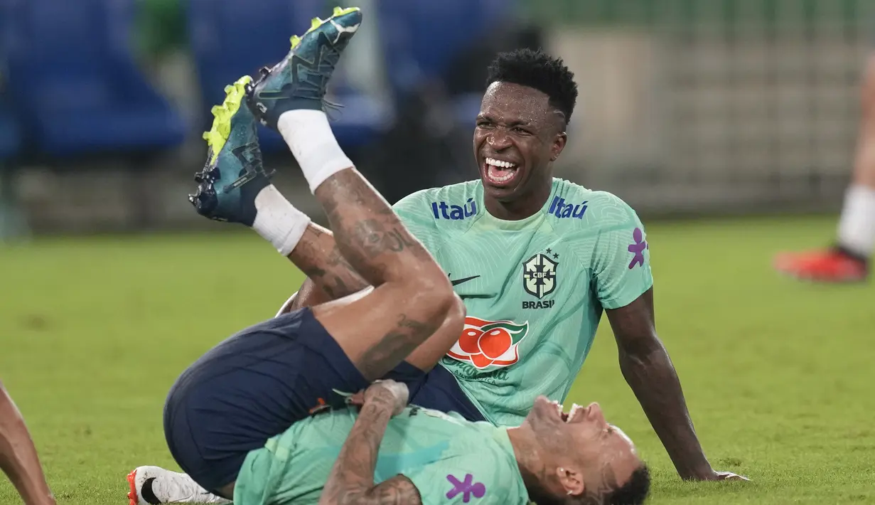 <p>Selain menang, Brasil juga mencetak total enam gol dan hanya sekali kebobolan. (AP Photo/Andre Penner)</p>