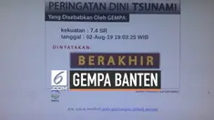 Badan Meteorologi, Klimatologi, dan Geofisika (BMKG) mencabut peringatan dini tsunami akibat gempa berkekuatan magnitudo 7,4 di Banten, Jumat (2/8/2019) pukul 19.03 WIB. Peringatan dini tsunami resmi dicabut sejak pukul 21.35 WIB.