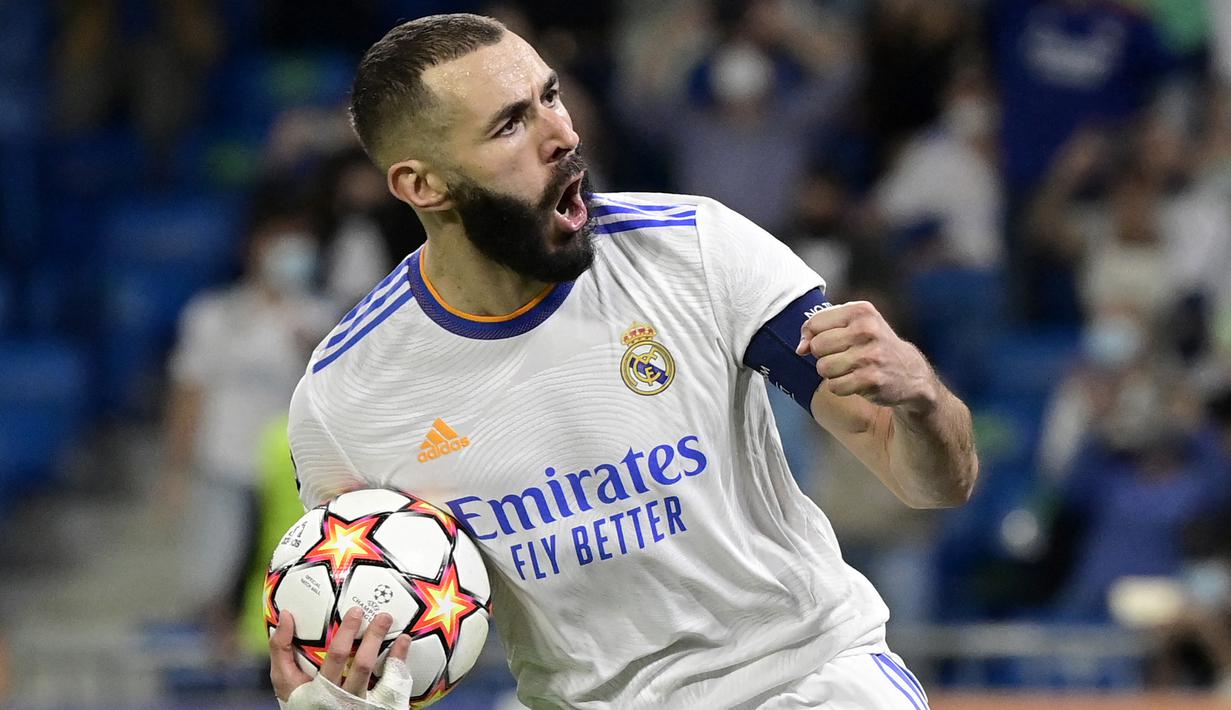 Karim Benzema - Penyerang Timnas Prancis ini masuk jajaran elit sebagai pencetak gol terbanyak Real Madrid di Liga Champions. Dari 113 laga yang ia jalani Benzema sukses menorehkan 60 gol dan memberikan 24 assist. (AFP/Javier Soriano)