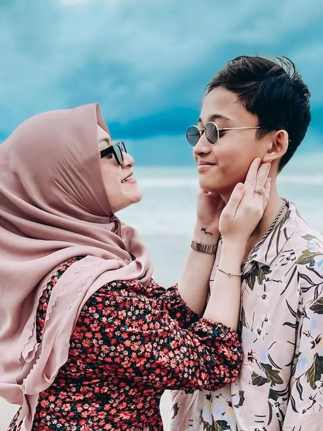 6 Potret Kebersamaan Nathalie Holscher dan Anak-Anak Sule Liburan di Bali, Seru