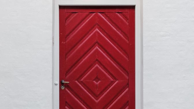  Pintu  Rumah  Berwarna Merah  Seperti Ini Kepribadianmu 