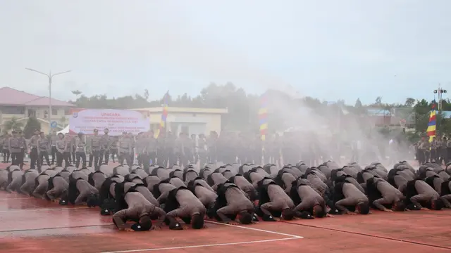 Penyambutan Bintara Remaja dan Tradisi Keluarga Asuh Bintara Polri di Polda Kaltara Tahun 2023