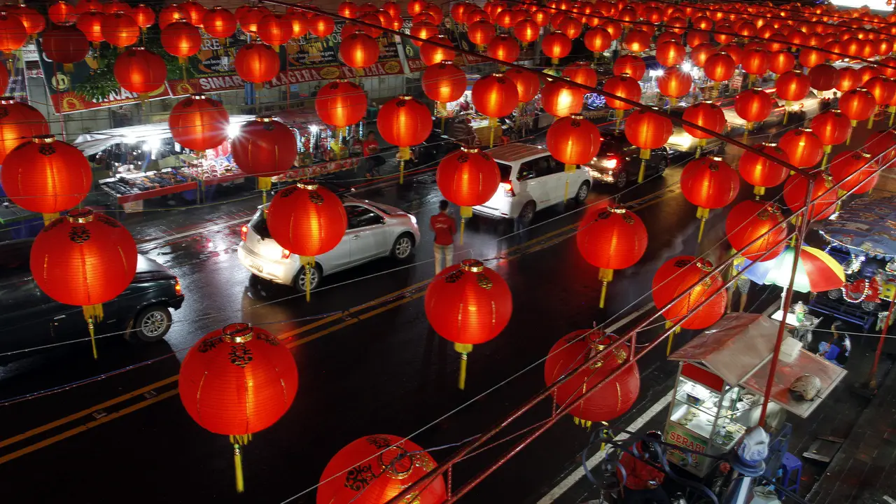 5.000 Lampion Hiasi Solo Sambut Imlek