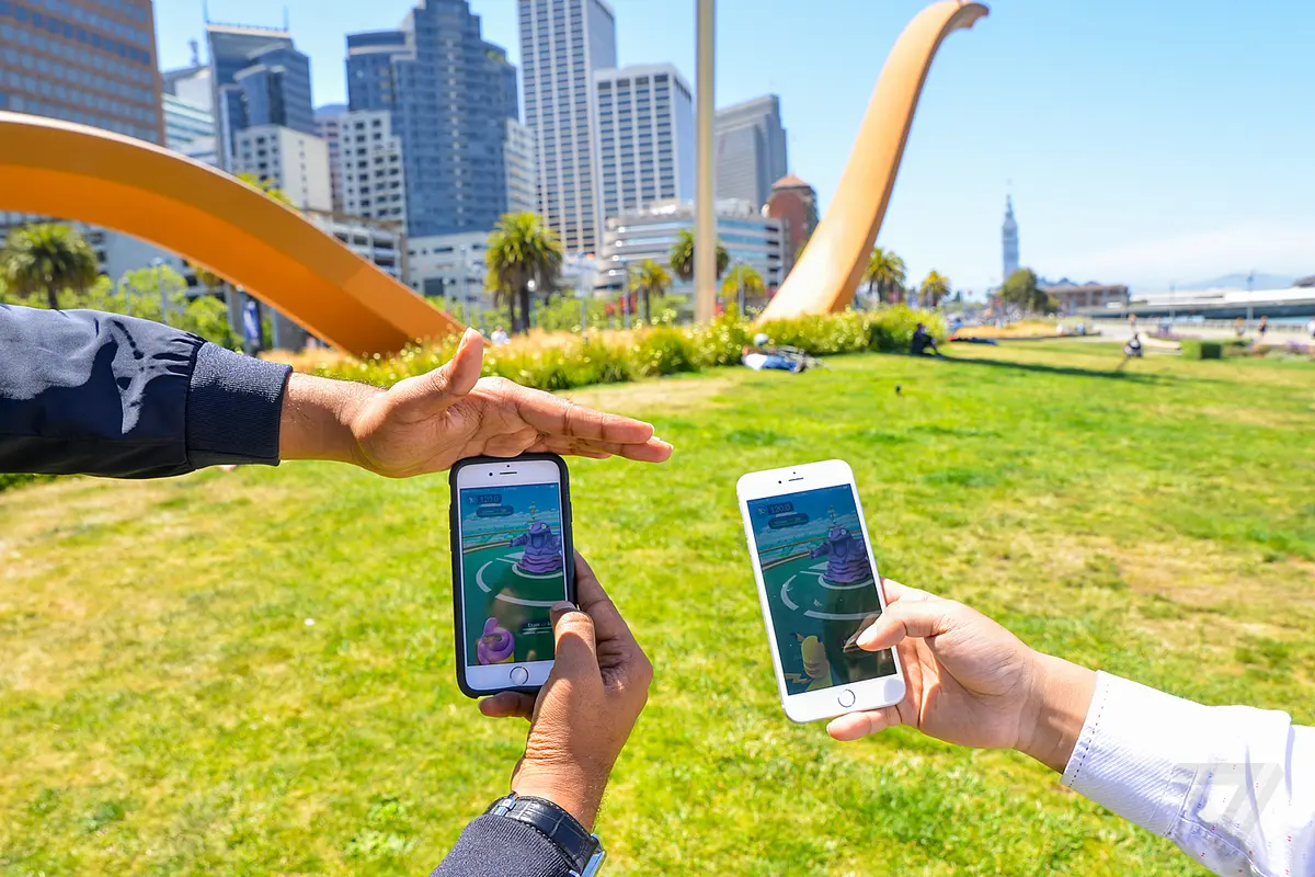 [Bintang] Laris Manis, Kini Ada Paket Wisata Gokil Berburu Pokemon Go!