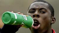 Pesepak bola asal Amerika Serikat, Freddy Adu. (AFP/Paul J. Richards)