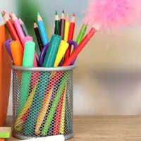 Alat tulis kuno yang masih kamu perlukan di kantor. 