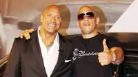 Vin Diesel dan Dwayne Johnson (The Rock)