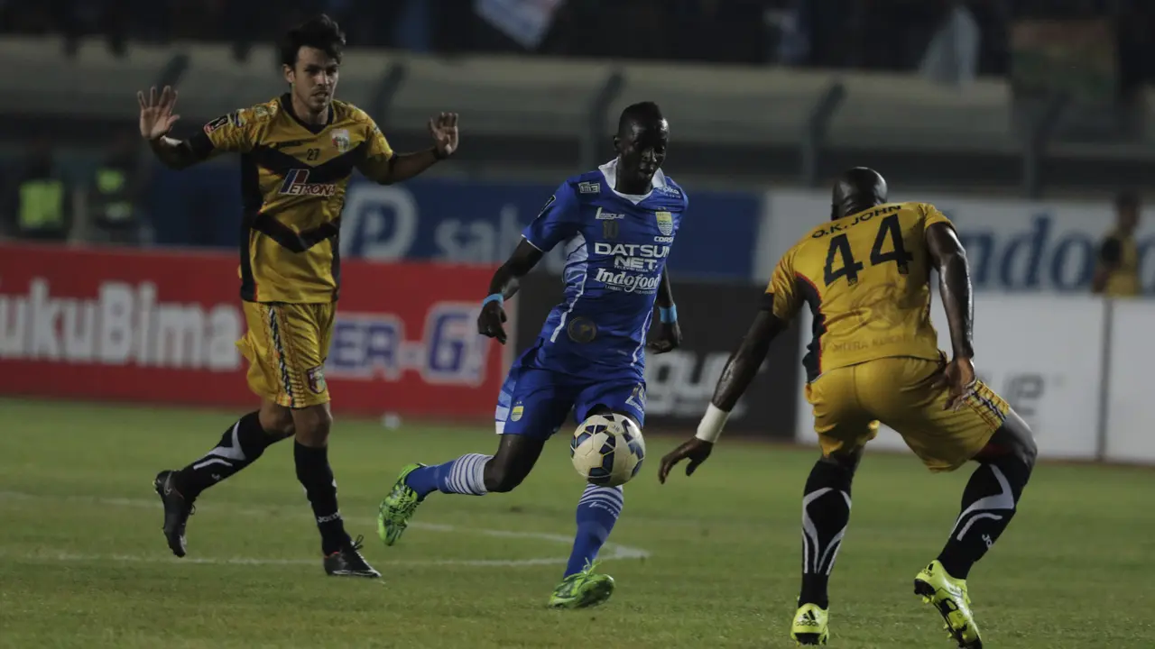 Persib vs Mitra Kukar