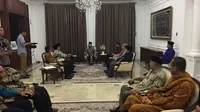Wakil Presiden Ma'ruf Amin menggelar pertemuan dengan perwakilan tokoh lintas agama di rumah dinasnya, Jalan Dipenogoro, Jakarta Pusat, Selasa (26/11/2019) malam.