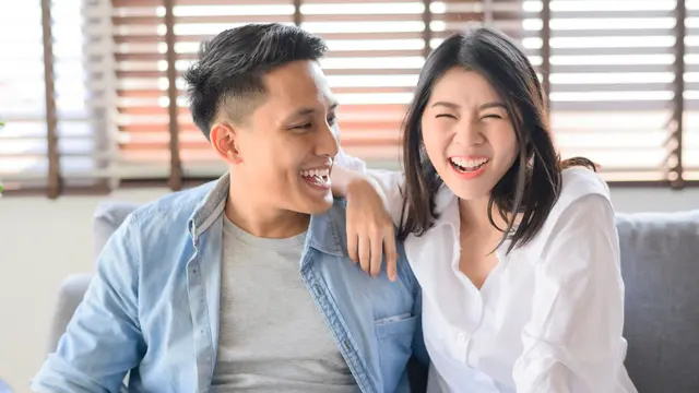 perempuan dan pasangan 19 juli tulus