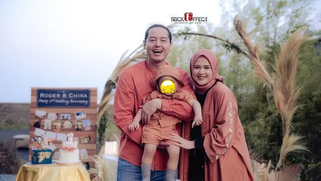 Umumkan Hamil Anak Kedua, Ini 6 Potret Keluarga Kecil Cut Meyriska dan Roger Danuarta
