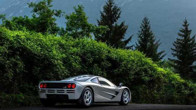 McLaren F1