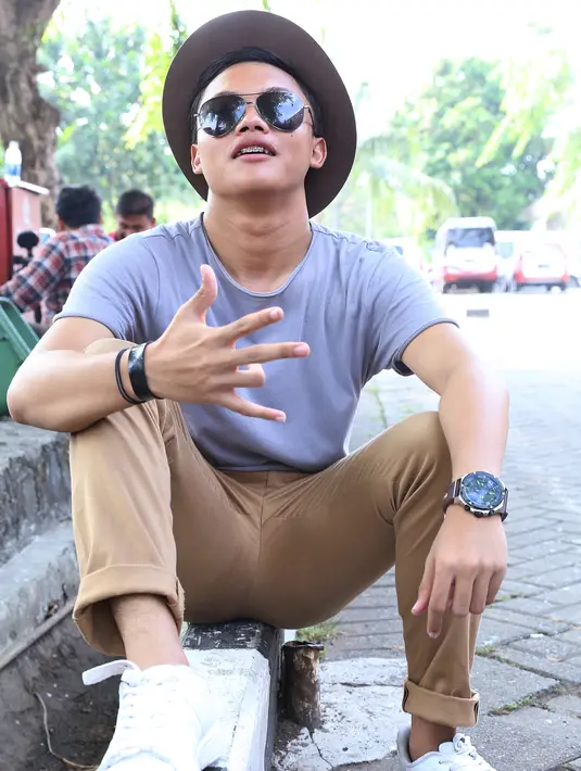 Ternyata memang Rizky lebih tertarik menjadi musisi dibandingkan menjadi pemain sinetron. Rizky mengatakan genre lagunya beraliran pop jazz seperti Raisa dan Tulus. (Galih W. Satria/Bintang.com)