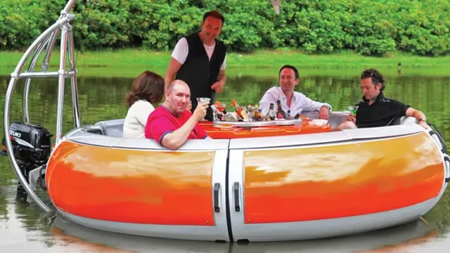 mainan-barbecue-dining-boat-140113d.jpg