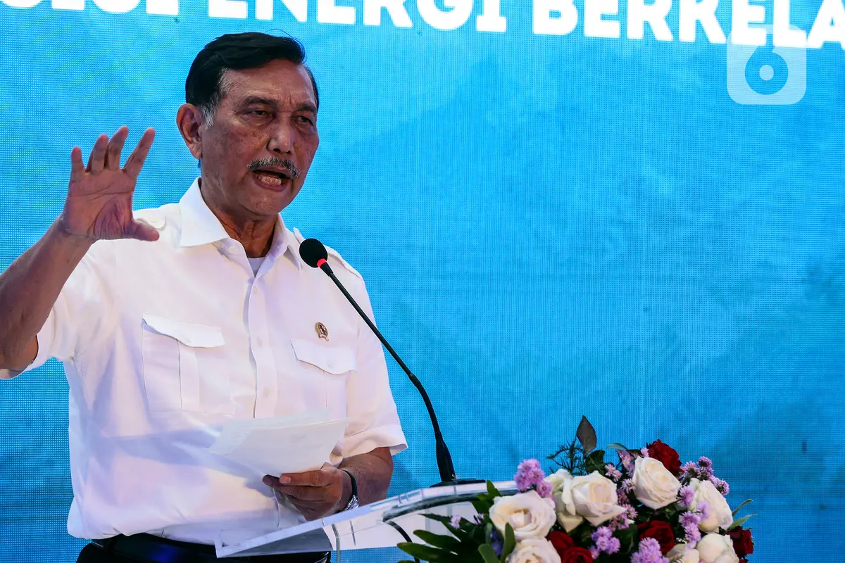 Menko Luhut Resmikan PLTS di Bali untuk Perkuat G20 dalam Transisi Energi Terbarukan