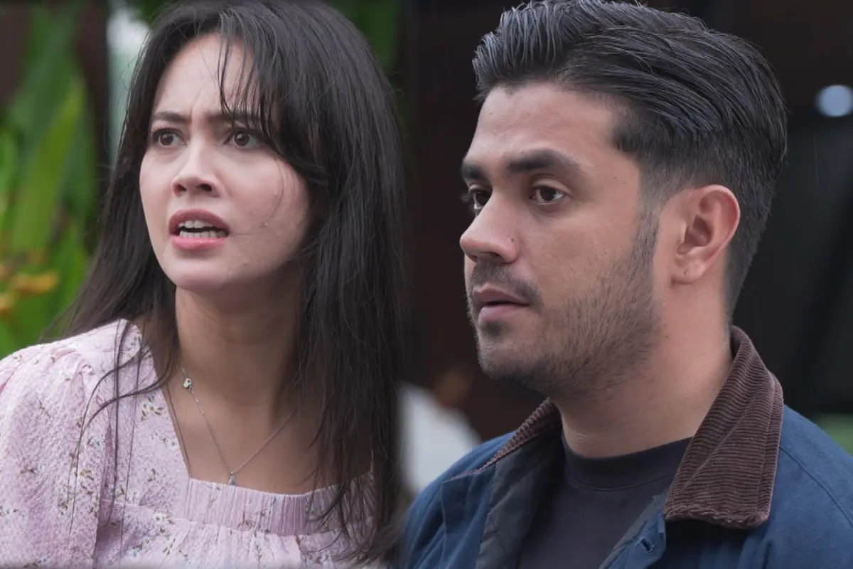 Di Antara Dua Cinta