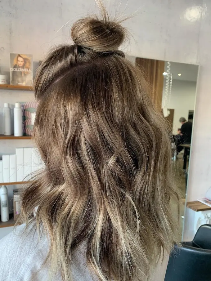 Rambut setengah cepol