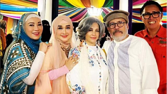 Artis lintas generasi hadir di Bukber Ramadhan 2023 yang digelar Camelia Malik di studio Persari (Foto: Instagram cameliamalikreal)