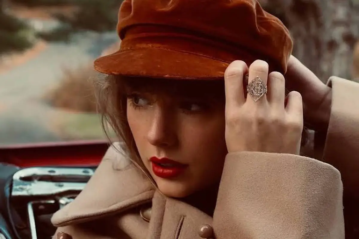 Taylor Swift dalam All Too Well