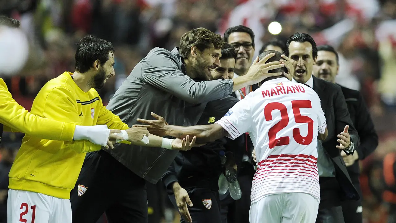 Kalahkan Shakhtar Donetsk Sevilla Melenggang ke Final
