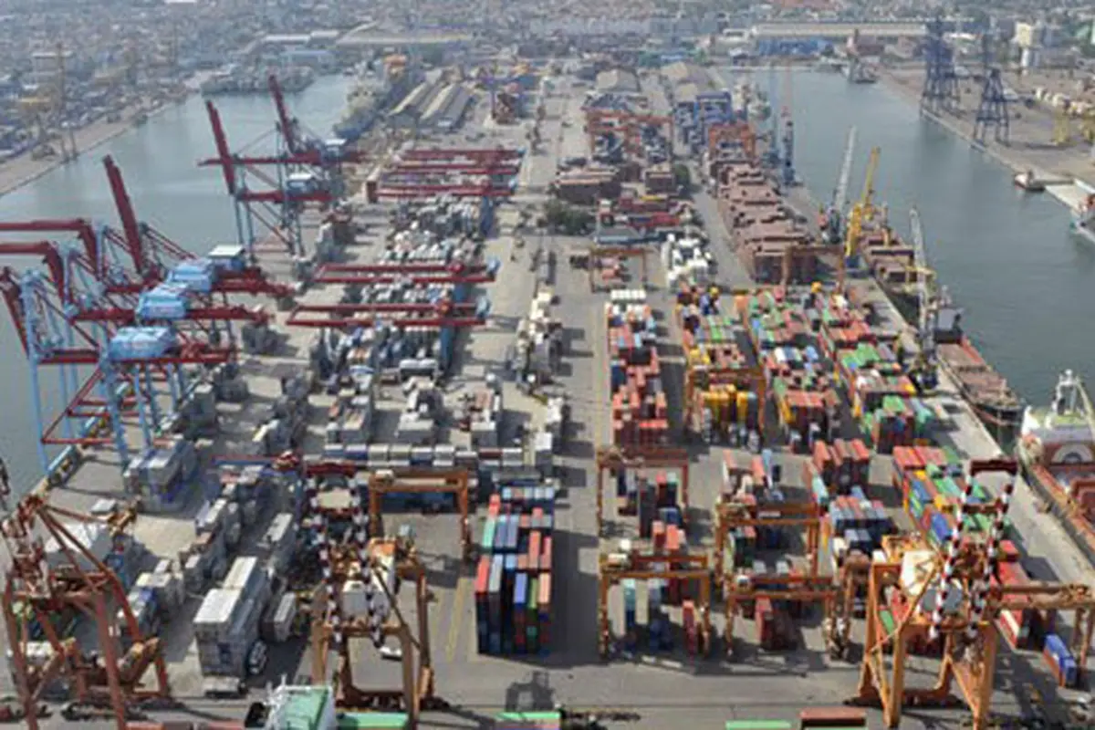 sby-tak-puas-new-tanjung-priok-130322b.j