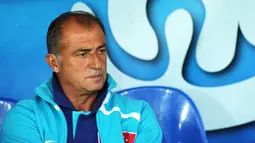 Coach of the Turkish national team Fatih Terim ic pictured during the Euro 2008 Championships Group A football match Portugal against Turkey on June 7, 2008 at Geneva stadium in Geneva, Switzerland. AFP PHOTO / PIERRE-PHILIPPE MARCOU
