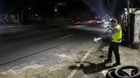 Satu Tewas dalam Kecelakaan Motor vs Truk di Depok, Sopir Menghilang