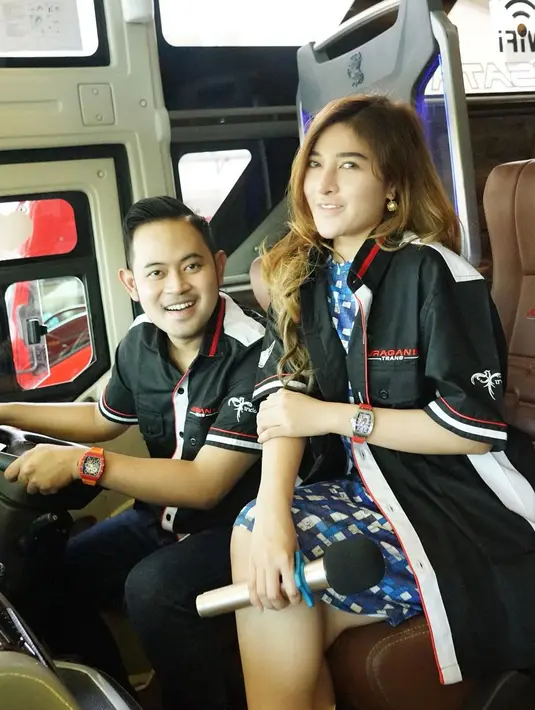 Gilang Widya Permana dan Shandy Purnamasari (Brilio.net/Instagram/juragan_99)