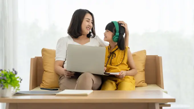 Tak Hanya Transportasi Sungai, Kenalkan Anak Pada Transportasi Laut Antar Pulau