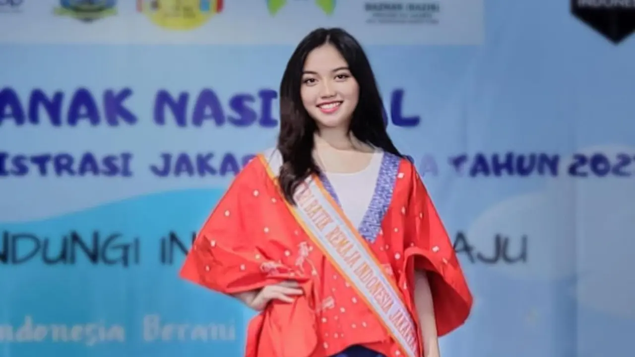 Jadi Puteri Remaja DKI Jakarta, 6 Gaya Raihana Zemma Anak Sahrul Gunawan Dibalut Wastra