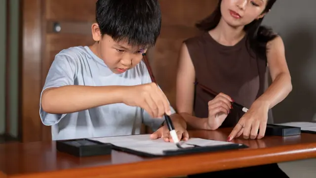 9 Tips dan Cara Menabung untuk Pendidikan Anak yang Perlu Orang Tua Tahu