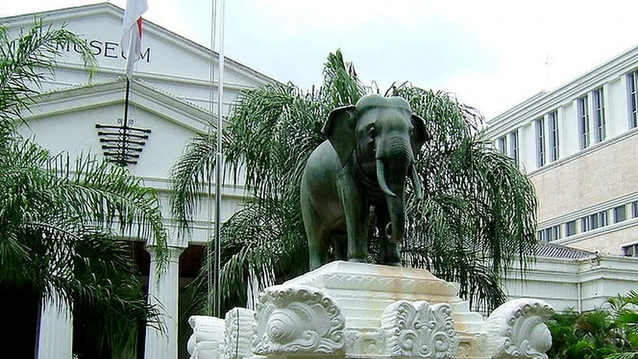 museum-gajah-3-1130912-b.jpg