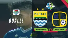 Ghozali Siregar langsung membalas gol yang dicetak oleh Rizki Pora saat Persib Bandung menghadapi Barito Putera dalam lanjutan Gojek Liga 1 2018 bersama Bukalapak, Sabtu (8/12/2018).