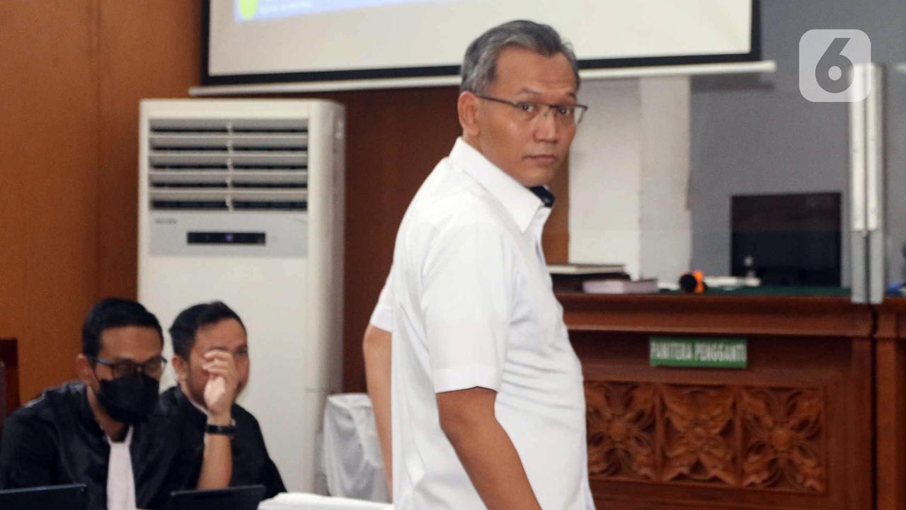 Hendra Kurniawan dan Agus Nurpatria Jalani Sidang Lanjutan Perintangan Penyidikan Pembunuhan Brigadir J