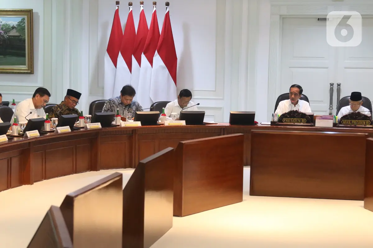 Jokowi Pimpin Rapat Terbatas
