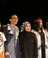 Seapa yang tak mengenal desainer kondang asal tanah air, Ivan Gunawan kini memamerkan hasil karya dan rancangannya di Indonesian Fashion Week 2016. (Andy Masela/Bintang.com)