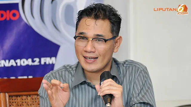 budiman-sudjatmiko-130904b.jpg