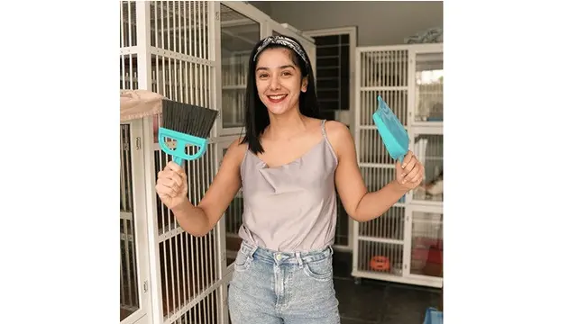 Penyayang Binatang, Ini 7 Potret Fanny Ghassani dengan Kucing Kesayangannya
