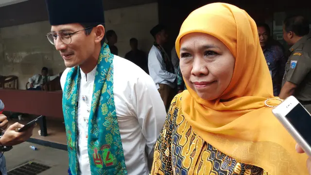 Mensos Khofifah Indar Parawansa dan Wagub DKI Jakarta Sandiaga Uno