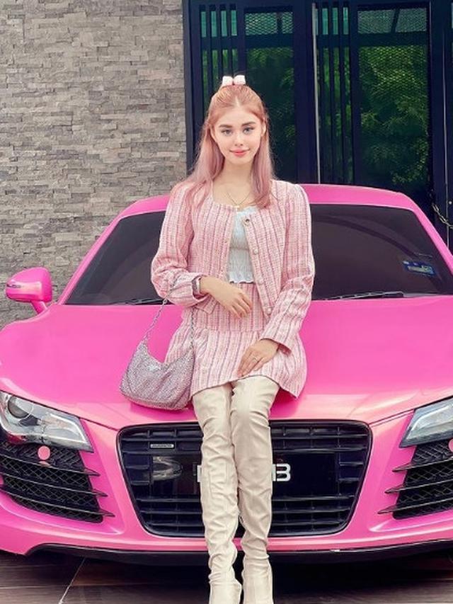 Viral Penyanyi Malaysia Unggah Potret Buka Hijab dan Berpose bak Barbie, Warganet Ingatkan soal Akhirat