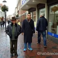 BJ Habibie saat jalan-jalan di Jerman (Facebook/The Habibie Center)
