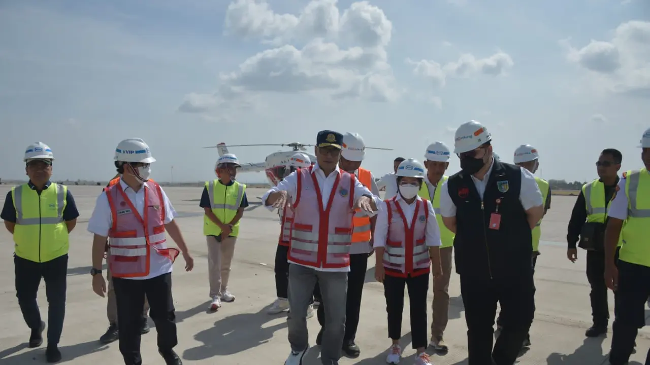 Menhub Budi Karya mengunjungi lokasi Proyek Strategis Nasional (PSN)  Bandara Dhoho di Kabupaten Kediri, Jawa Timur